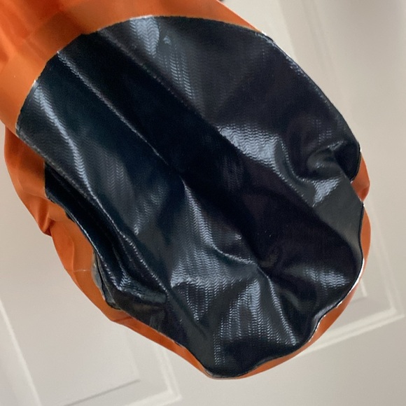 Field and Stream Outdoor Dry Bag Camping - Fishing - Picture 8 of 11